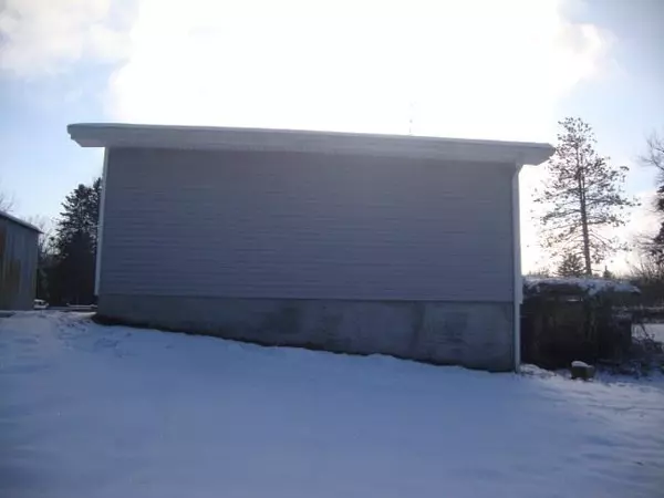 Montrose, MI 48457,11469 Duffield RD