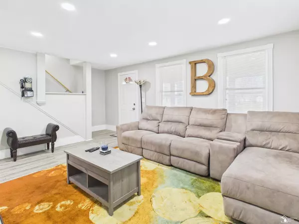 Monroe, MI 48161,609 W 5th ST