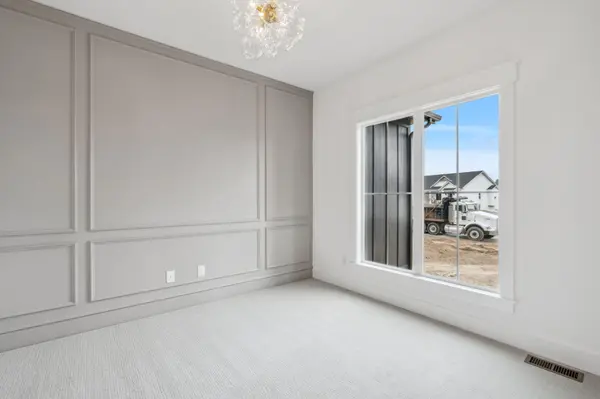 3435 Fulton ST NE, Grand Rapids Twp, MI 49546