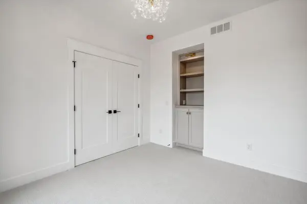 3435 Fulton ST NE, Grand Rapids Twp, MI 49546