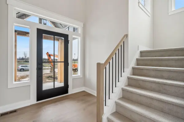 3435 Fulton ST NE, Grand Rapids Twp, MI 49546