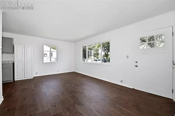 Colorado Springs, CO 80905,513 Stevens AVE