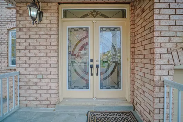 Whitby, ON L1P 1X5,47 Vineyard AVE