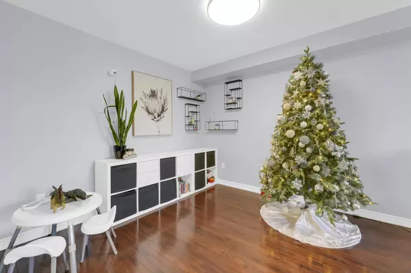 Halton Hills, ON L7G 6K2,31 Seed House LN