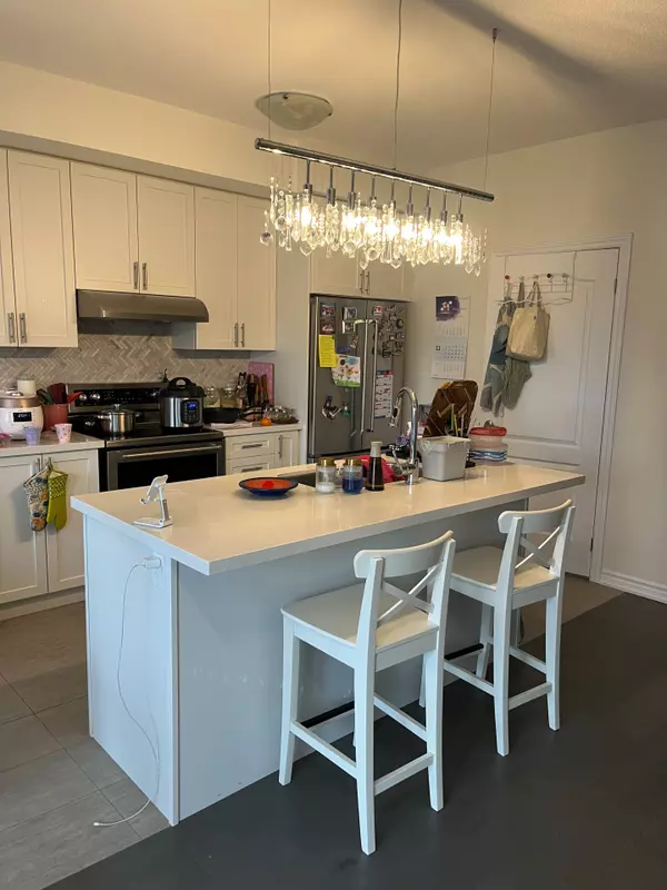 Oakville, ON L6H 7E3,3068 Cascade Common N/A