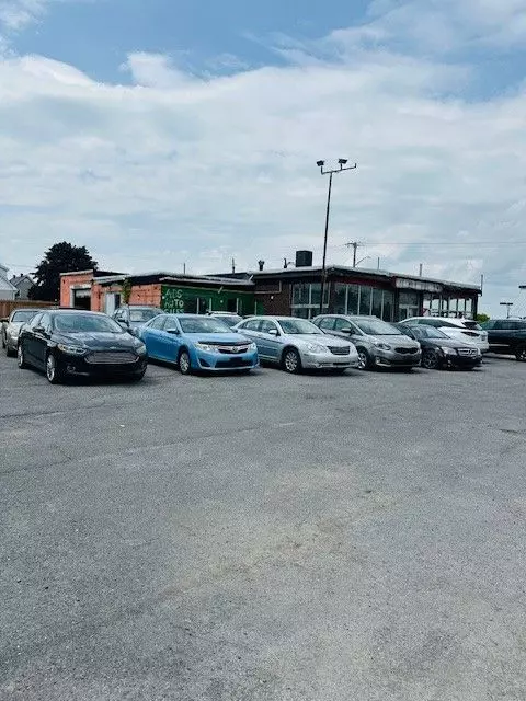 Cornwall, ON K6H 1B1,3064 Pitt ST W