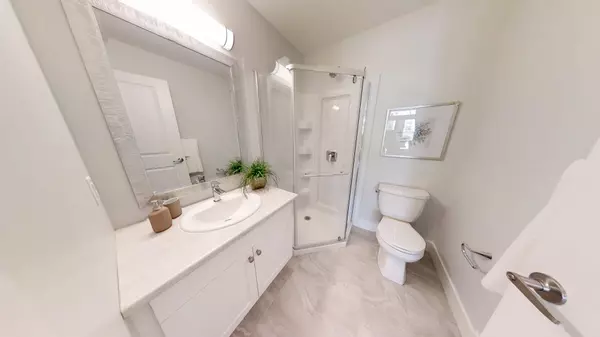 London South, ON N6M 0A2,530 Gatestone RD #20