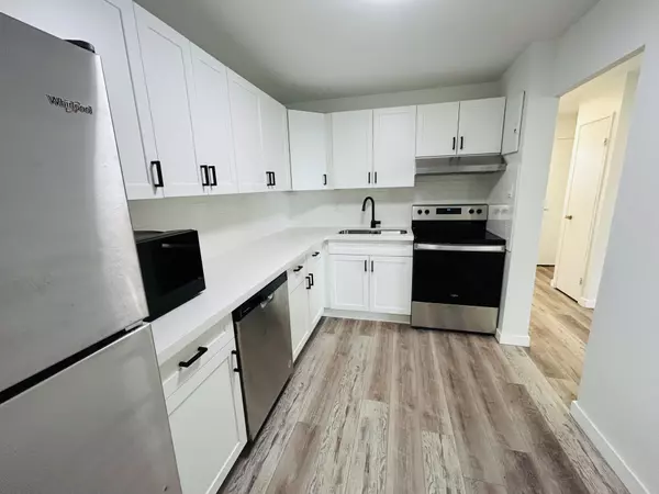 London East, ON N5Y 4T9,573 Mornington AVE #802