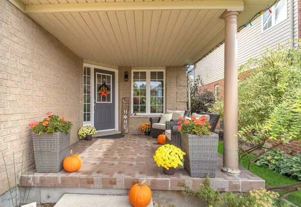 London South, ON N6K 4W1,916 Cresthaven CRES