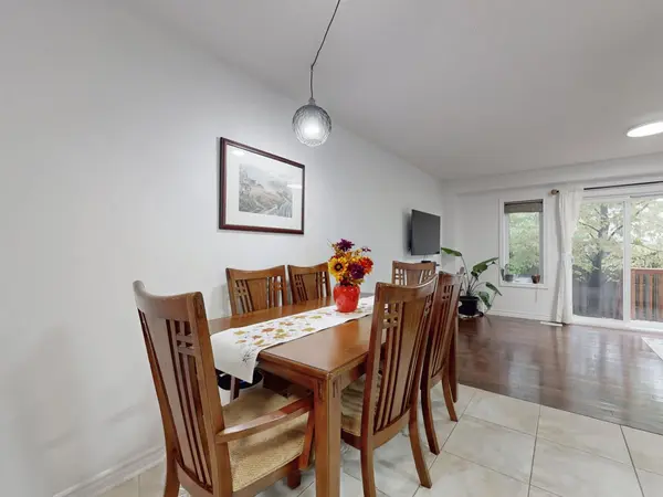 Guelph, ON N1L 0H1,32 Lambeth WAY #15