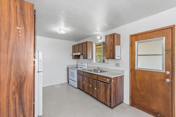 1560 KILAUEA AVE, Hilo, HI 96720