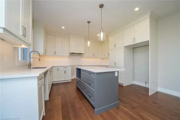 Middlesex Centre, ON N0L 1R0,16 POOLE CRES