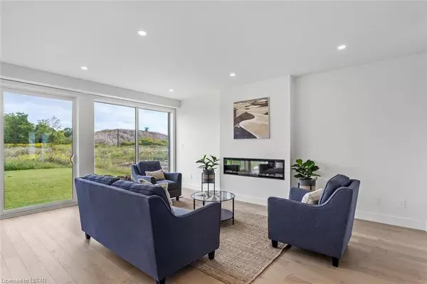 London North, ON N6G 0X6,1362 BUSH HILL N/A