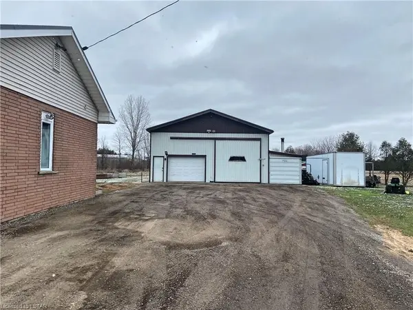 Norfolk County, ON N4B 2W6,726 FERNLEA Side Road