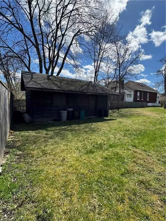 London East, ON N6B 1K2.,230 WATERLOO ST