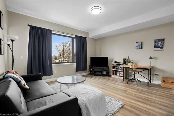 Lucan Biddulph, ON N0M 2J0,263 BUTLER STREET ST #308