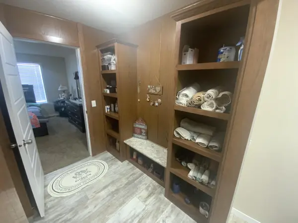 Jackson, MI 49201,4211 Laurel