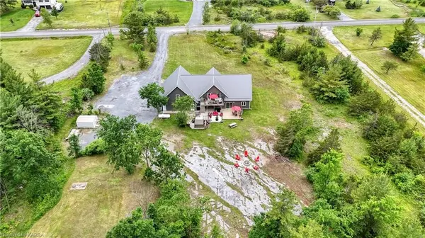 Stone Mills, ON K0K 2S0,137 PINECREST RD