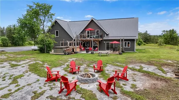 Stone Mills, ON K0K 2S0,137 PINECREST RD