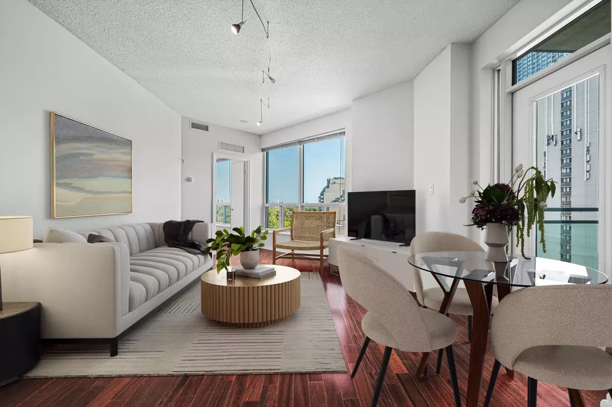 Toronto C09, ON M4W 3Y2,300 Bloor ST E #1703