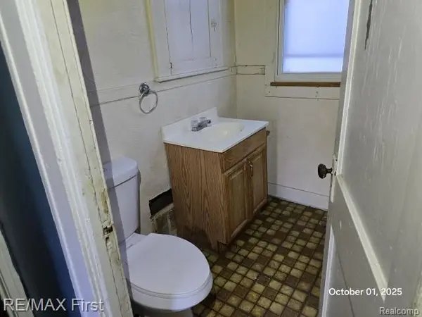 Detroit, MI 48215,4133 Lenox ST