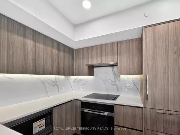 Toronto C01, ON M5V 0X3,1 Concord Cityplace WAY #4505A