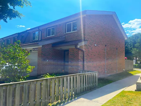 Whitby, ON L1N 5P4,9 Michael BLVD #39