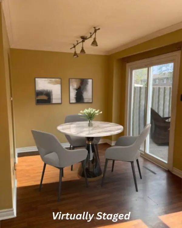 Whitby, ON L1N 5P4,9 Michael BLVD #39