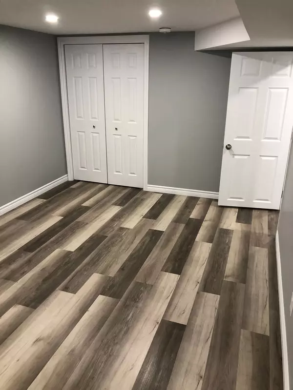 Brantford, ON N3S 6W9,22 Patterson AVE #Lower