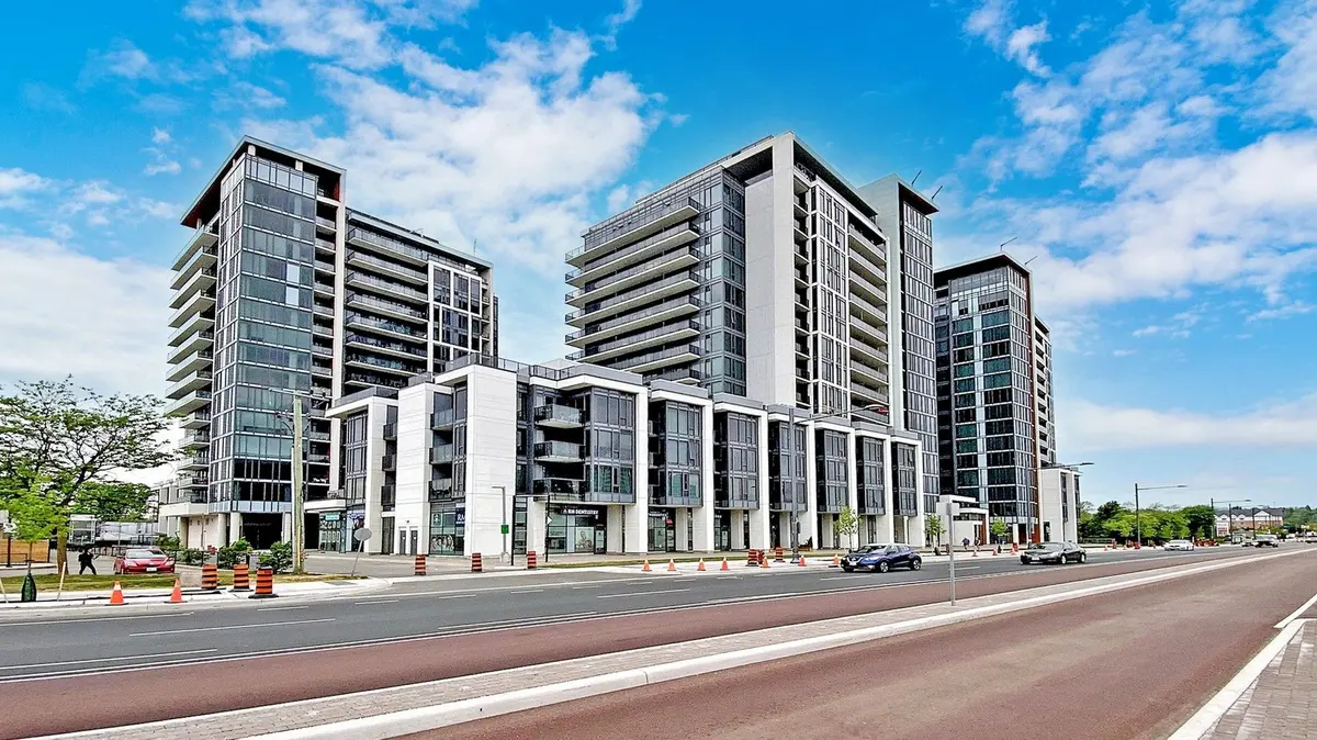 Richmond Hill, ON L4C 0X3,9600 Yonge ST #1111B