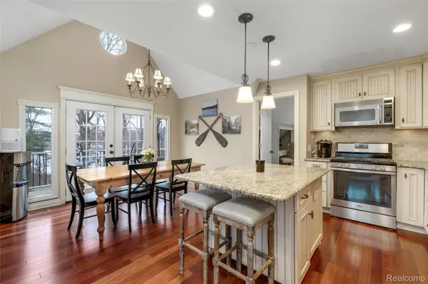 Holly, MI 48442,8400 Jennifer LN