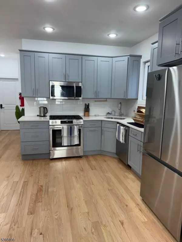 492 S 20Th St #1, Newark City, NJ 07103