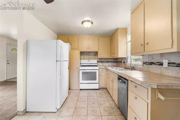 Colorado Springs, CO 80907,317 W Harrison ST