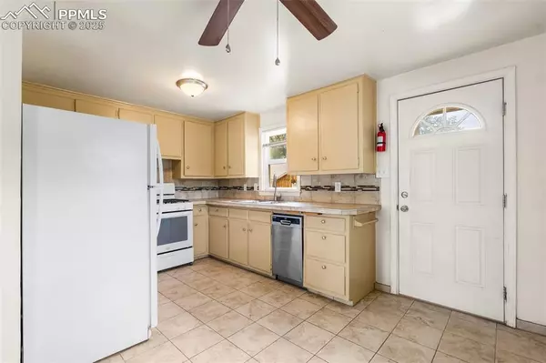 Colorado Springs, CO 80907,317 W Harrison ST