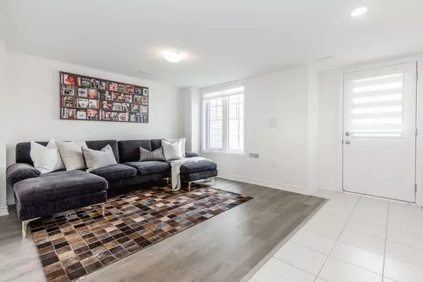 Wasaga Beach, ON L9Z 0K3,17 Sama WAY