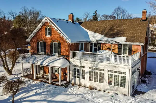 36 Shanty Bay RD, Barrie, ON L4M 1C8