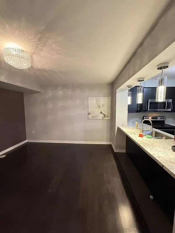 Brampton, ON L7A 3Z4,112 Baycliffe CRES