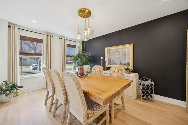 Peterborough, ON K9K 1T2,1568 Fair AVE