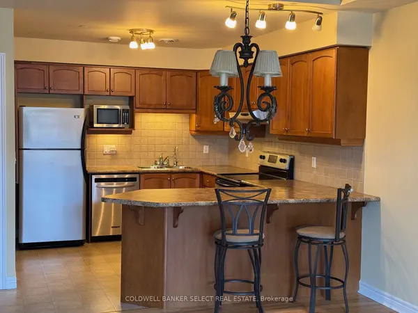 Guelph, ON N1G 5K8,65 Bayberry DR #C104