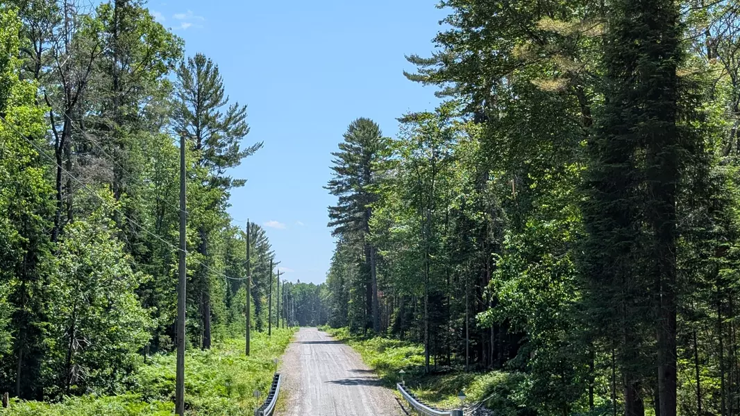 Lot 17 Crimson LN, Huntsville, ON P0B 1L0