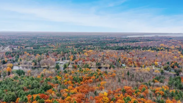 Gravenhurst, ON P0E 1N0,1025 Davis DR