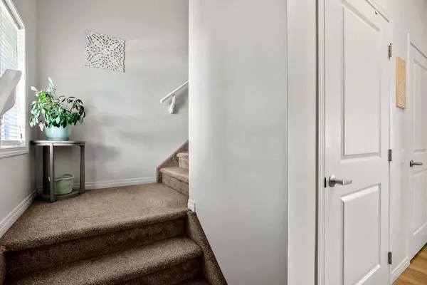 Okotoks, AB T1S 0P8,35 Drake Landing BLVD