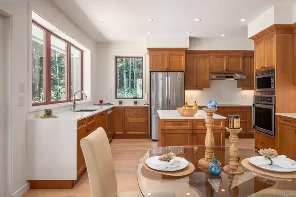 Qualicum Beach, BC V9K 2E3,6208 Island Hwy W