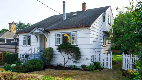 Victoria, BC V8V 4B1,157 Cambridge St