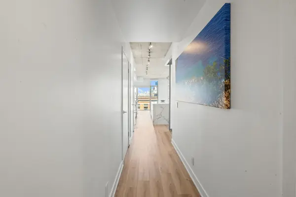 Toronto C01, ON M6J 0B2,2 Gladstone AVE #606