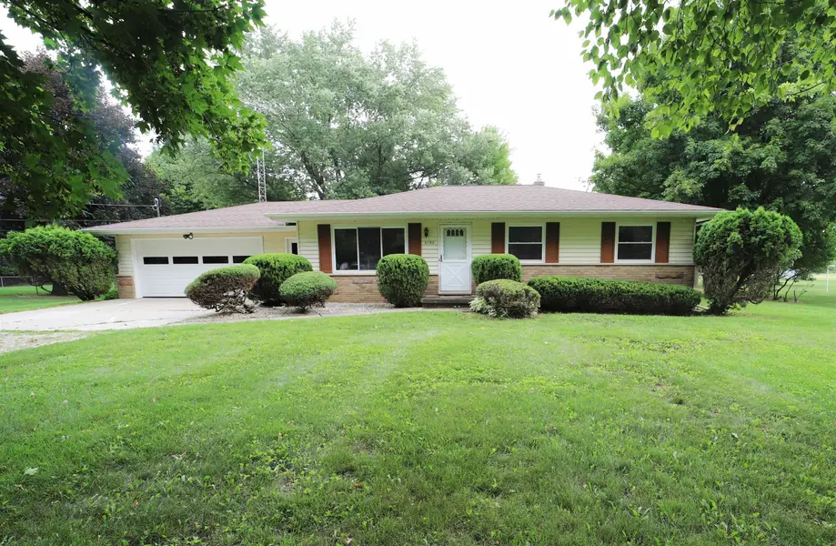 3192 Dillon, Flushing, MI 48433