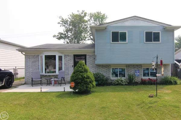 24954 Orchid, Harrison Twp, MI 48045