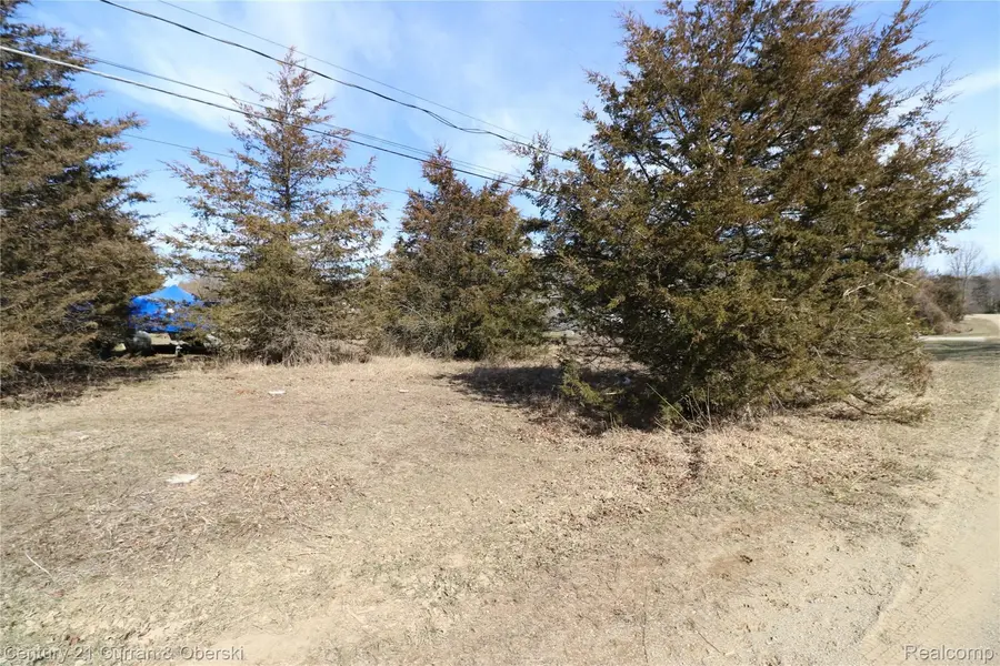 230 Barbara DR, Brooklyn, MI 49230