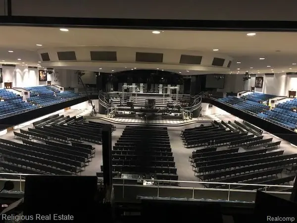 Redford, MI 48239,23800 W CHICAGO