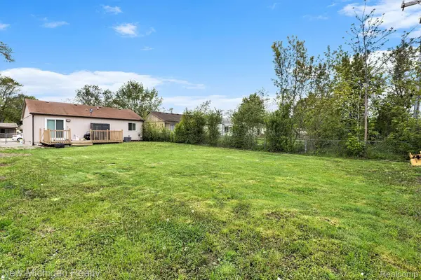 Clinton Twp, MI 48035,35048 WILLIS ST